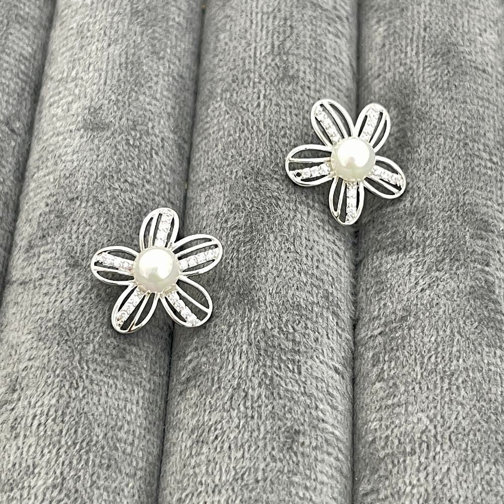 Floral White Pearl Korean Stud Earrings