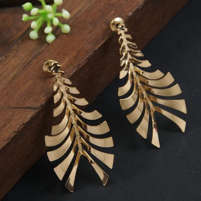Jazbaat Gold-Plated Monstera Leaf Shaped Drop Earrings