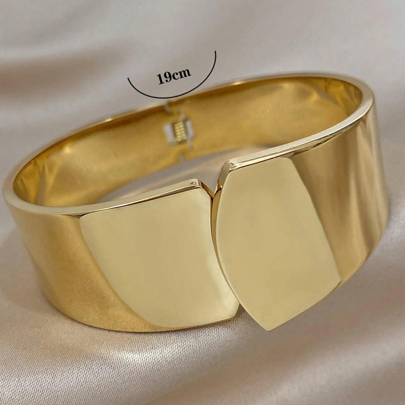Jazbaat Gold-Plated Openable Stainless Steel Cuff Bracelet