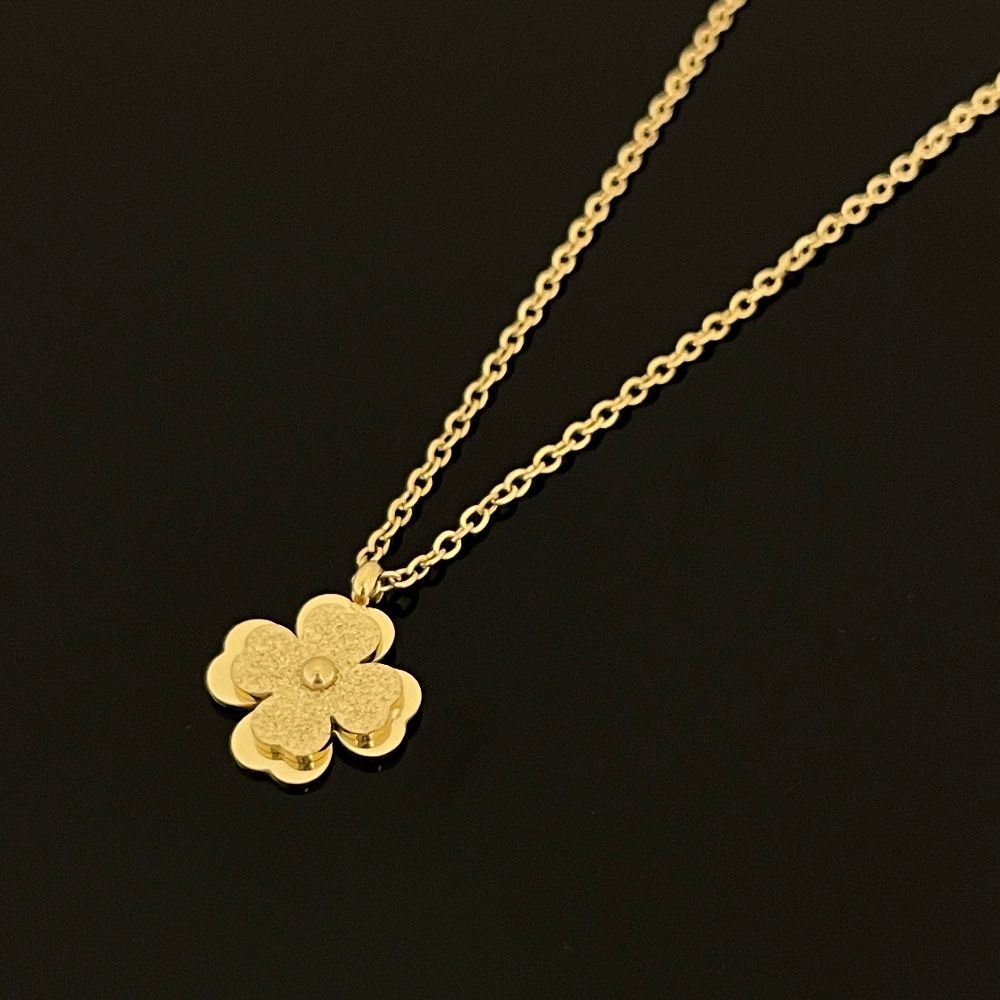 Leaf Clover Charm Pendant Link Chain Anti-Tarnish Necklace